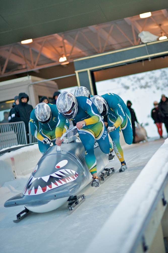 Spotlight Winter Sports KIDS DISCOVER