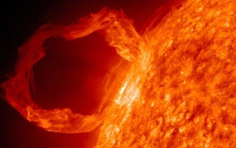Solar Flares: Massive Radiation and Millions of Bombs - Kids Discover