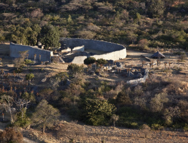 Building Great Zimbabwe