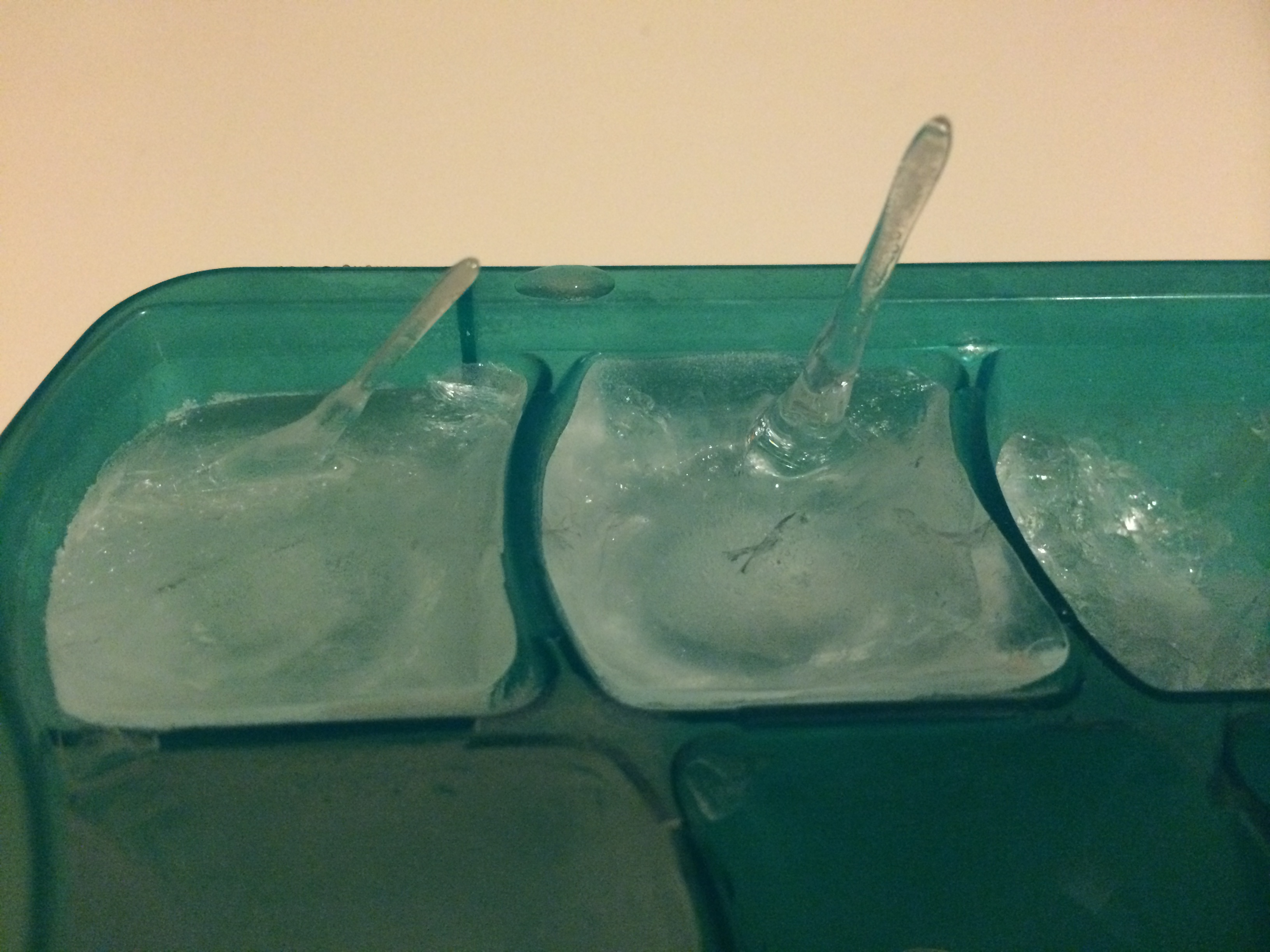 Spiky Ice Cubes Kids Discover