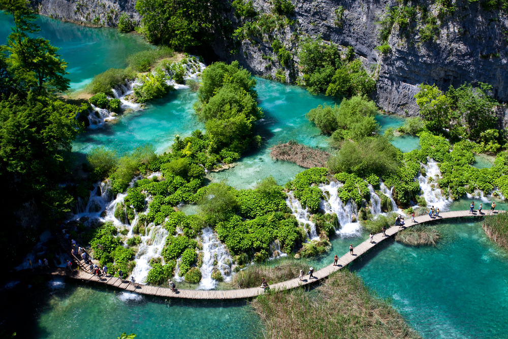 Loving the Lakes in Croatia's Plitvice National Park - Kids Discover