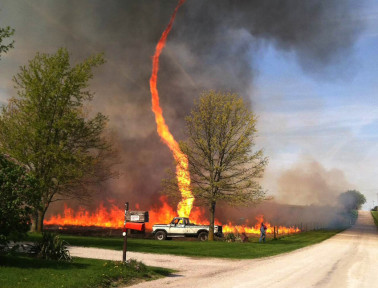 How Wind Fans Flames Into ‘Firenadoes’