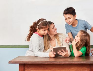 Developing Critical Thinking Skills with National News Literacy Week